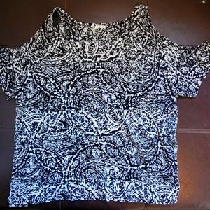 Women's Lucky Brand cold shoulder shirt black and off-white size XL